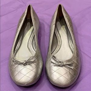 Barely worn BCBG silver leather ballet flats